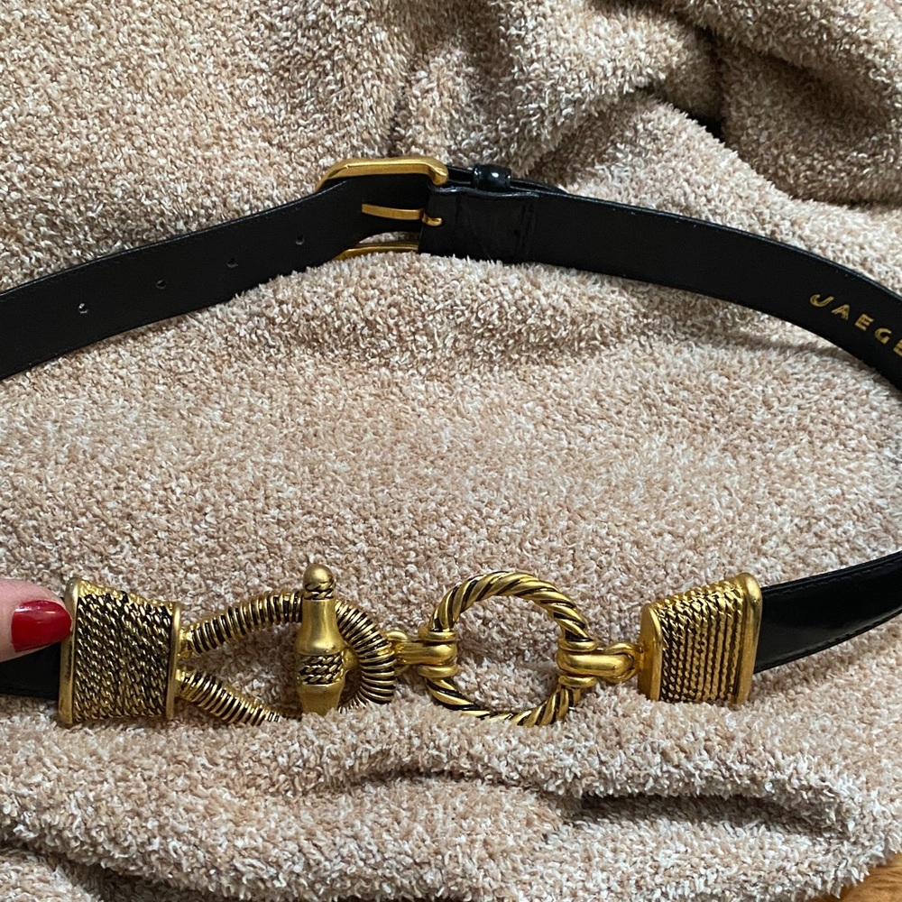 Elegant Gold and Black Women's Belt